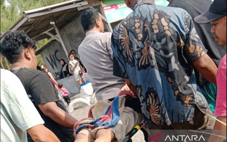 Petugas Temukan Tubuh Siswa Terbawa Gelombang