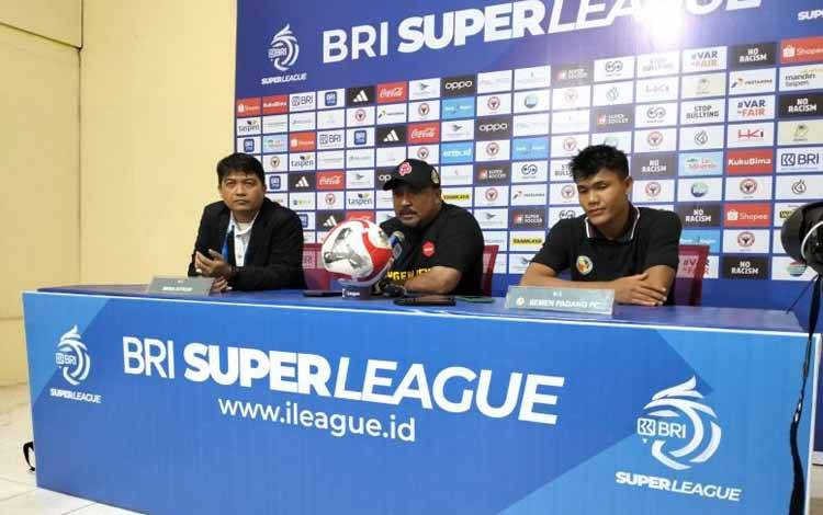 Semen Padang Telan Kekalahan 0-2 oleh Persib Bandung