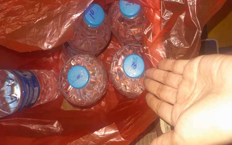 Isu Makroplastik pada Minuman Kemasan Disorot, DPRD Palangka Raya Minta Pengawasan Diperketat