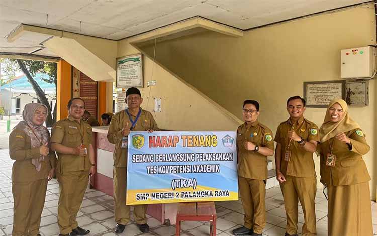 Dinas Pendidikan Palangka Raya Monitoring Pelaksanaan Tes Kemampuan Akademik SMP