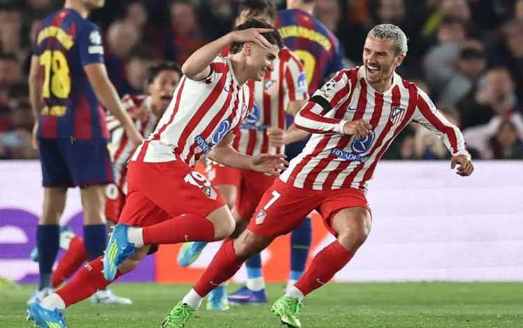 Cubarsi Kartu Merah, Atletico Madrid Bungkam Barcelona 2-0 di Camp Nou
