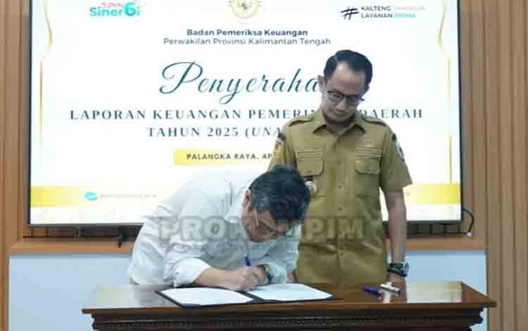 Wali Kota Palangka Raya Instruksikan Kepala OPD Kooperatif dalam Pemeriksaan BPK
