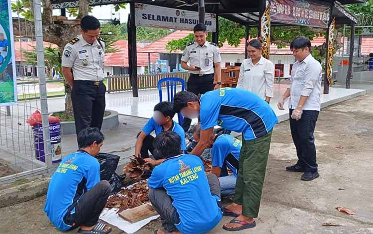 Warga Binaan Rutan Tamiang Layang Belajar Bikin Kompos, Sulap Limbah Jadi Bernilai Ekonomi
