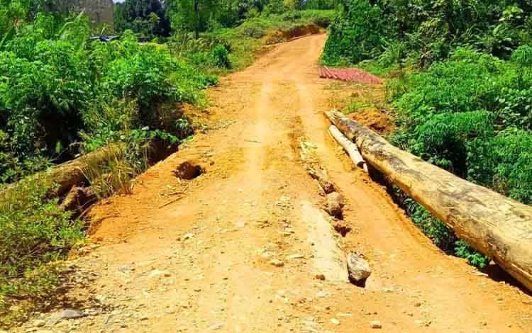 Jembatan Sei Kining Selesai Diperbaiki, Akses Warga Seruyan Hulu Kembali Lancar