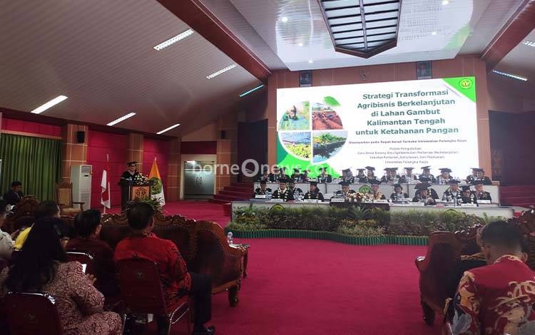 UPR Gelar Sidang Terbuka Senat, Kukuhkan Prof Evi Feronika sebagai Guru Besar
