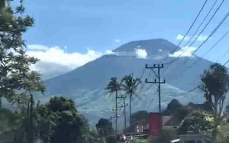 Gunung Dempo, Pagar Alam, Sumsel. ANTARA/Ahmad Rafli Baiduri