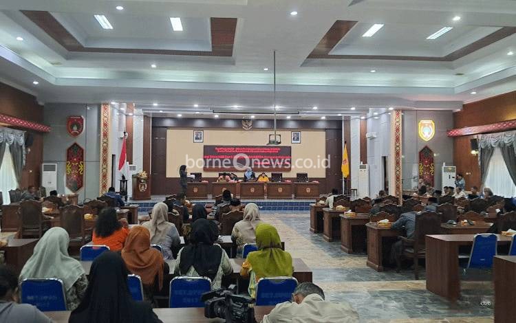 DPRD Kobar Tekankan Validasi dan Akurasi Data Kependudukan