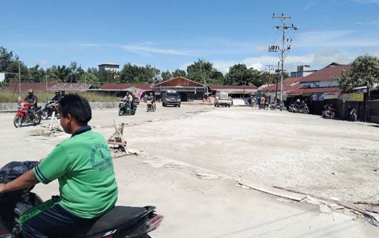 Krisis BBM di Pujon Harga Capai Rp30 Ribu, Warga Terpaksa Cari hingga Timpah dan Pendamunte