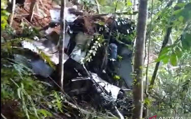 Kemenhub: Pilot, Engineer, 6 Penumpang Heli Jatuh di Sekadau Meninggal