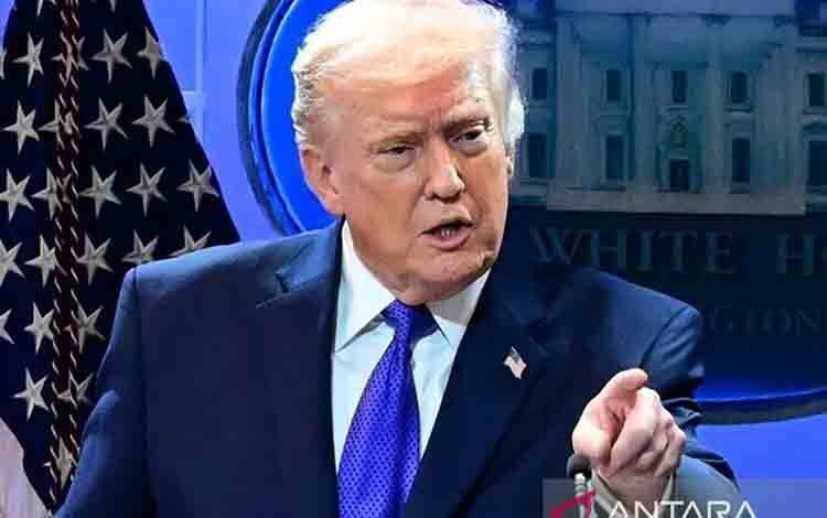 Trump Perintahkan Produk Kanada Dihapus Dari Pengadaan Federal AS