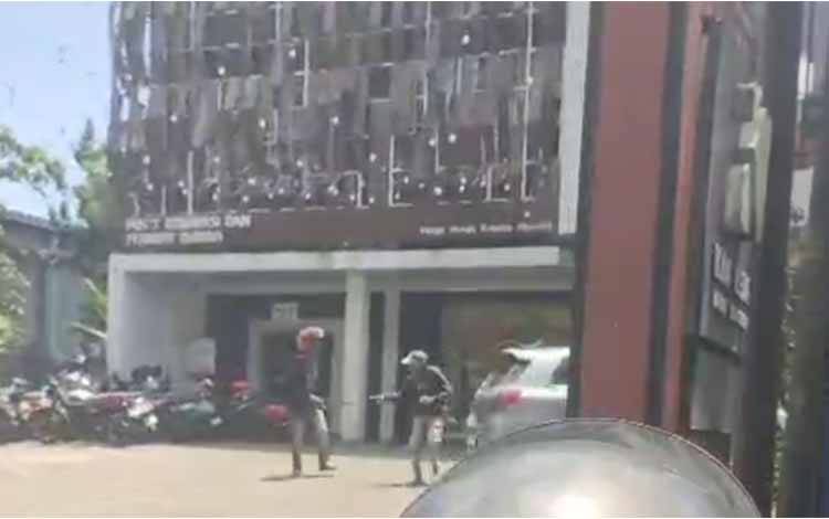 Dua Pria Duel Sajam di Banjarbaru, Suasana Jalan Ahmad Yani Mencekam