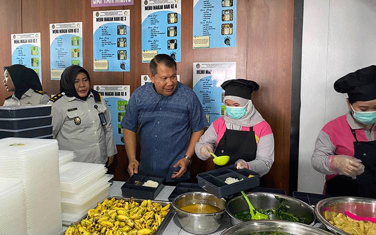 Kakanwil Ditjenpas Kalteng Sidak Dapur Lapas Perempuan Palangka Raya