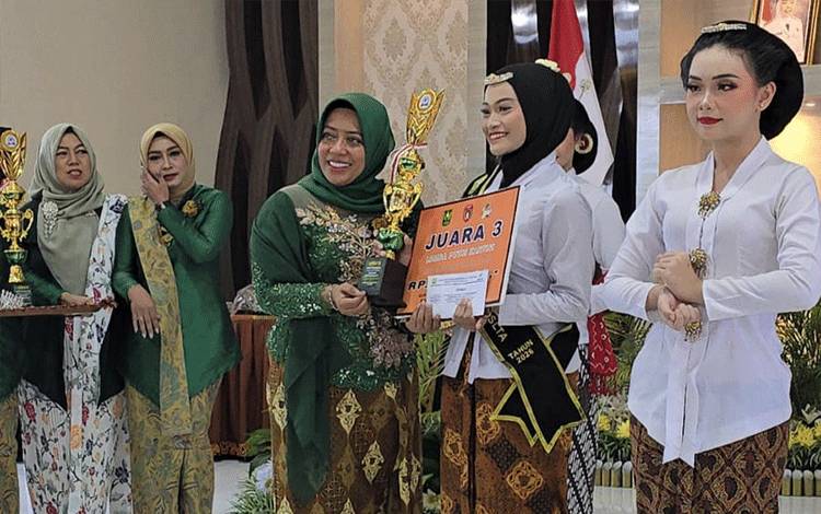 Kartini Masa Kini Harus Jadi Inspirasi, Sri Lestari Tekankan Peran Perempuan di Kobar