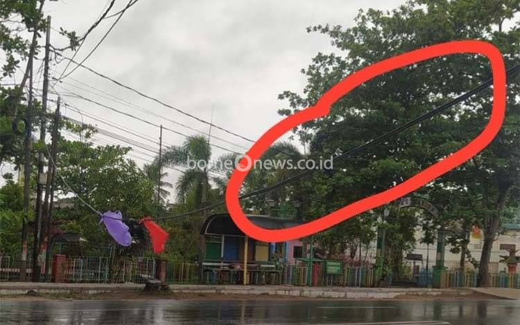 Kabel Menjuntai di Jalan Pati Rumbih Kapuas Sempat Membahayakan Pengguna Jalan