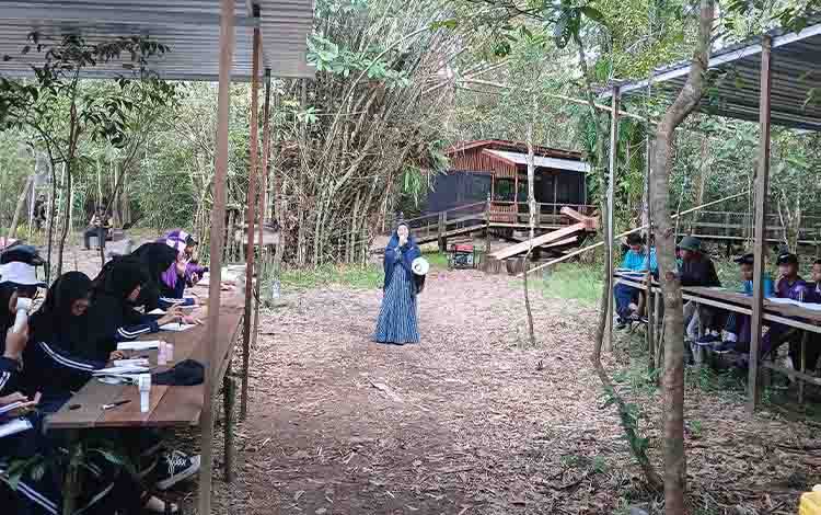Gusti: Sekolah Alam Tanamkan Kesadaran Lingkungan Sejak Dini di Masoraian