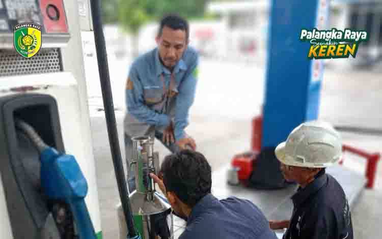 Pemko Palangka Raya Tera Ulang Pompa BBM di SPBU Pastikan Takaran Akurat