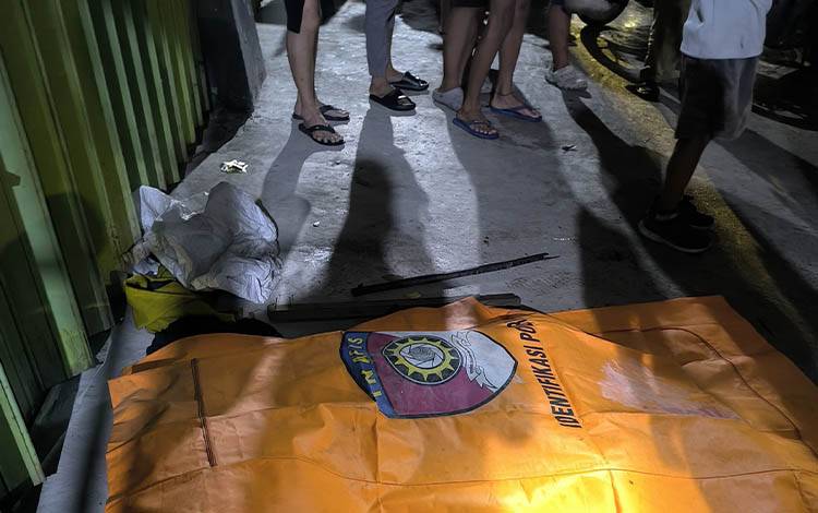 Pria Tanpa Identitas Ditemukan Meninggal di Emperan Toko Kelayan Banjarmasin