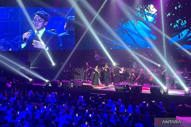 Vina Panduwinata dan Ardhito Pramono Duet di Konser Badai Pasti Berlalu, Rayakan 52 Tahun Karya Erros Djarot