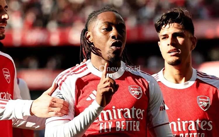 Arsenal ke Puncak Klasemen Sementara Setelah Tekuk Sunderland 2-0
