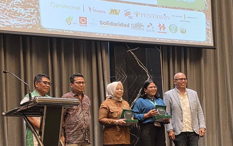 Bupati Kobar Tekankan Ketaatan Perkebunan dalam Penguatan Industri Sawit
