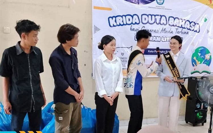Ratusan Mahasiswa UPR Ikuti Krida Duta Bahasa, Asah Kemampuan Menulis Esai