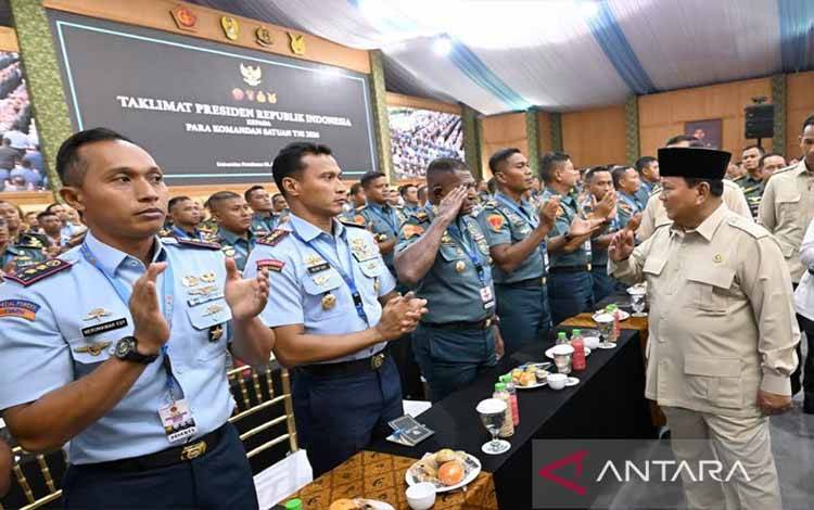 Prabowo Beri Taklimat pada 1.500 Komandan Satuan Tiga Matra TNI
