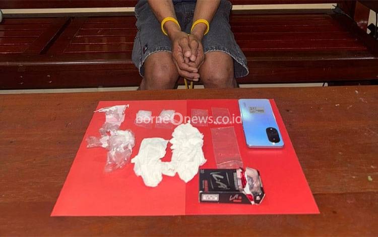 Polres Seruyan Amankan Terduga Pengedar Sabu 10,17 Gram di Seruyan Hilir