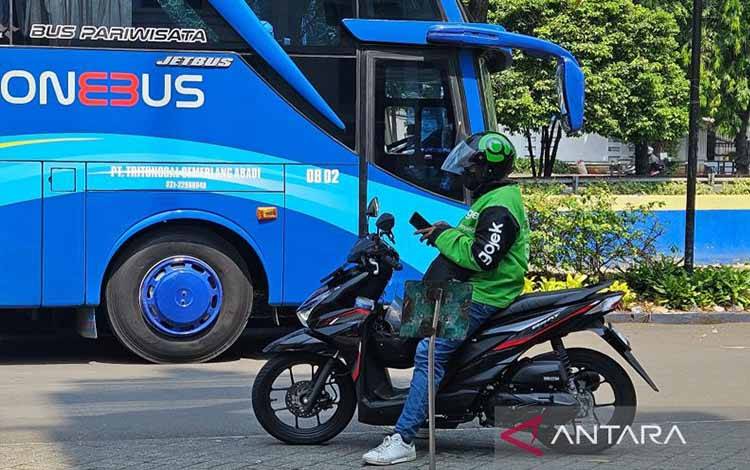 Gojek Siap Kaji Peraturan Potongan 8 Persen Bagi Mitra Pengemudi