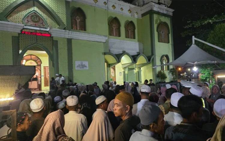 52 Calon Jemaah Haji Kapuas Kloter 6 Diberangkatkan ke Embarkasi Banjarmasin