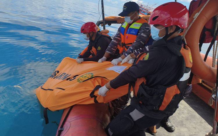 Nelayan 19 Tahun Ditemukan Meninggal di Perairan Muara Kintap