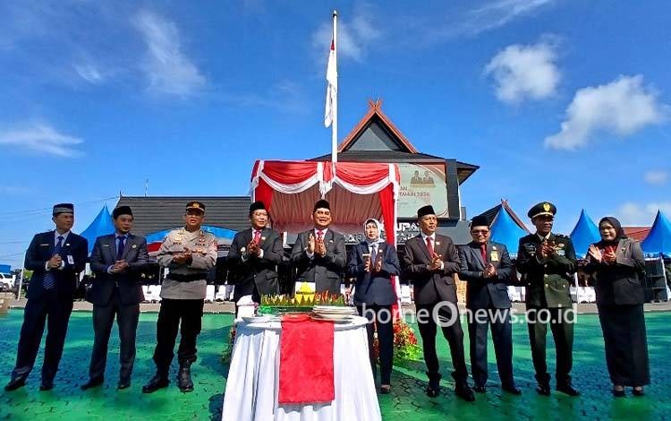 Hardiknas 2026, Bupati Barito Utara Tekankan Pendidikan sebagai Fondasi SDM Unggul