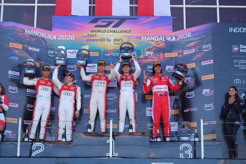 Sean Gelael Finis Ketiga di Race Pertama GT World Challenge Asia Mandalika