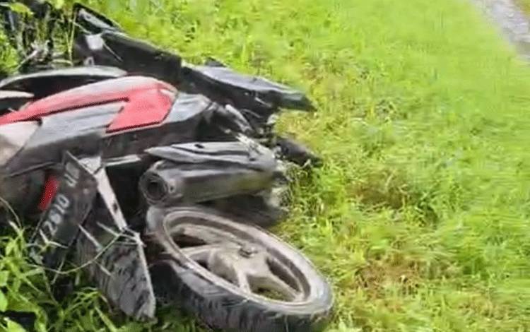 Sepeda Motor Ditemukan Rusak Parah di Jalan Jepang Kuala Kapuas, Pengendara Menghilang