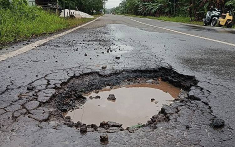 Warga Berhak Gugat Jika Celaka Akibat Jalan Berbahaya atau Berlubang, ini Penjelasannya