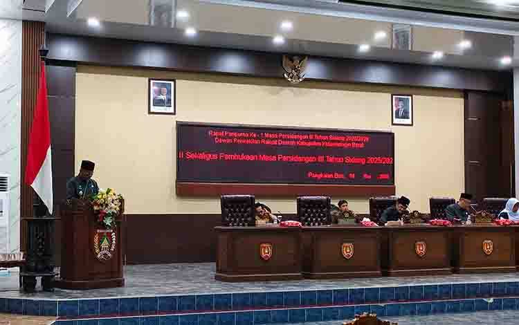 Wabup Kobar Sampaikan Tantangan Fiskal Daerah