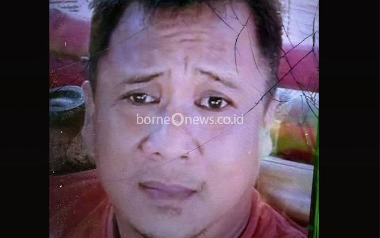 Agus (46), korban tenggelam di aliran Sungai Bulik Lamandau. (FOTO: IST)