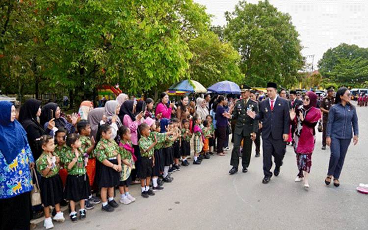 Ribuan Anak Meriahkan Gebyar PAUD 2026, Tari Baigal Ukir Rekor MURI di Lamandau