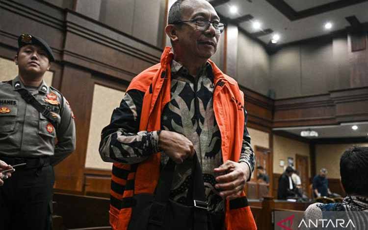 Eks Wamenaker Noel Menyesal Terima Gratifikasi Rp3,36 M dan Ducati