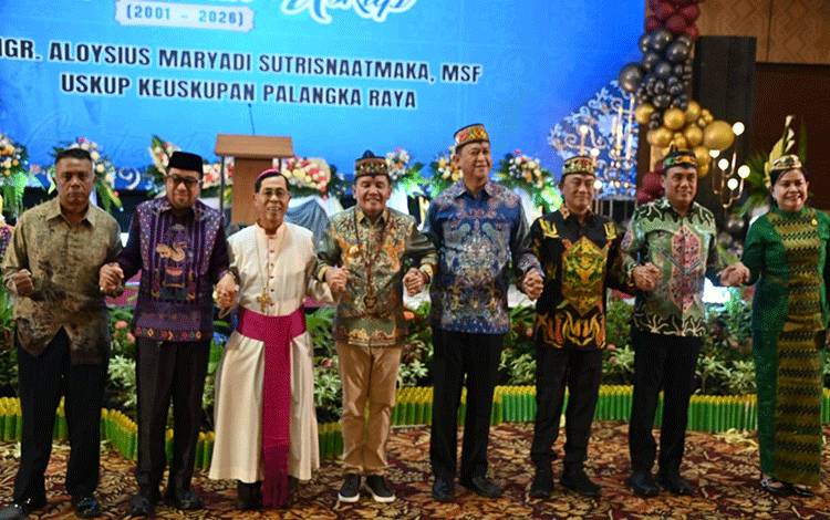 Uskup Aloysius: Kerukunan Antaragama di Kalteng Jadi Cermin Kalteng Berkah