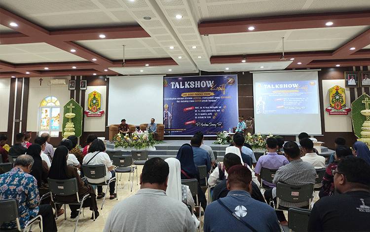 Talkshow Kreatif Pesta Perak Uskup Aloysius Hadirkan Saksi Hidup 25 Tahun Kepemimpinan