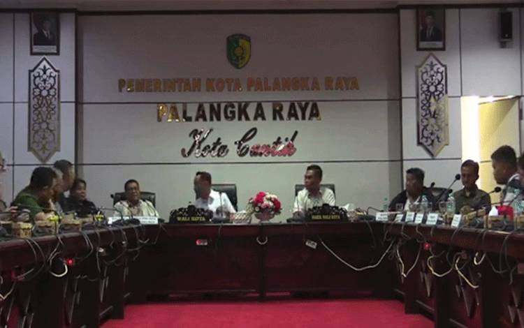 Berikut Point Penting Hasil Rapat Koordinasi Kesepakatan Langkah Darurat Atasi Antrean BBM di Palangka Raya