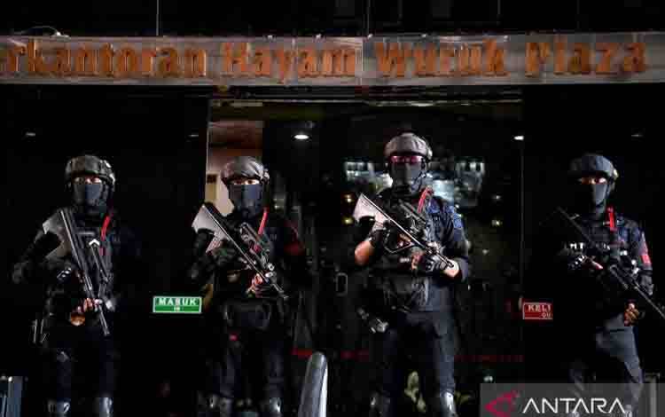 Polri Pindahkan 321 WNA Pelaku Judi Online ke Sejumlah Kantor Imigrasi