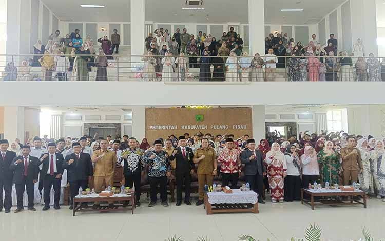 Bupati Ahmad Rifa'i Hadiri Perpisahan Siswa MAN 1 Pulang Pisau