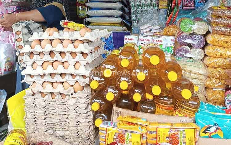 Stok MinyaKita Terbatas di Pasar Indrasari Kobar, Harga Naik hingga Rp19 Ribu