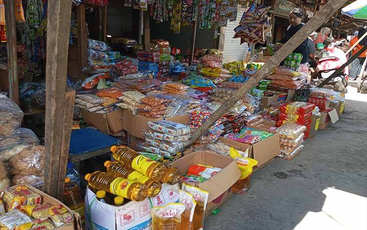 Bulog Pangkalan Bun Pastikan Stok MinyakKita Aman dan Harga Pasar Dipengaruhi Distribusi Non-Resmi