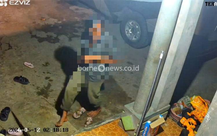Warga Kapuas Kehilangan 4 Ayam, Rekaman CCTV Jadi Bukti Awal