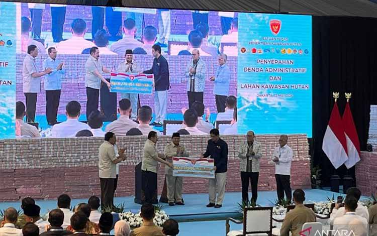 Satgas PKH Serahkan Rp10 Triliun Hasil Denda Administratif ke Negara