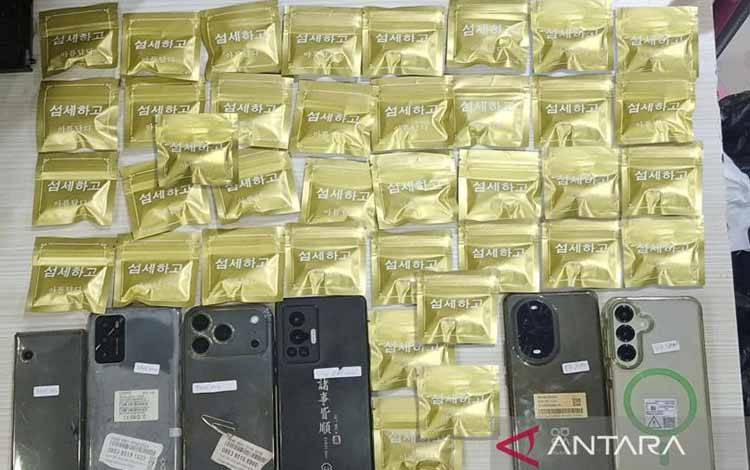 Polisi Buru 2 DPO Pemasok Bahan Baku Etomidate dari China ke Jakut