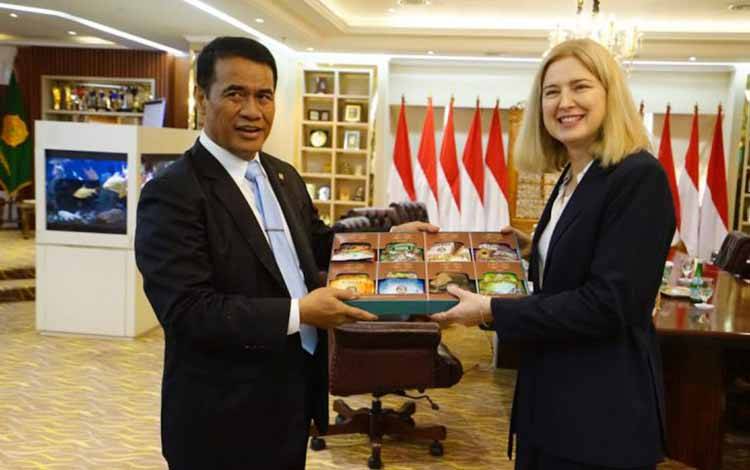 Mentan Sebut RI Kian Diperhitungkan Usai Ekspor Pupuk ke Australia