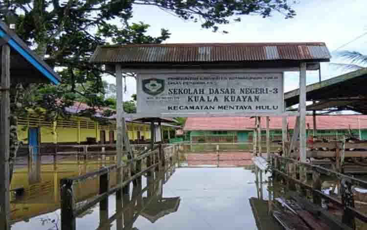 Sekolah Diliburkan Dampak Banjir di Mentaya Hulu